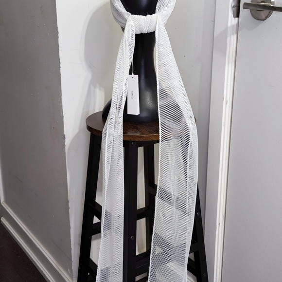 White Mesh Turban - Picture 7 of 12